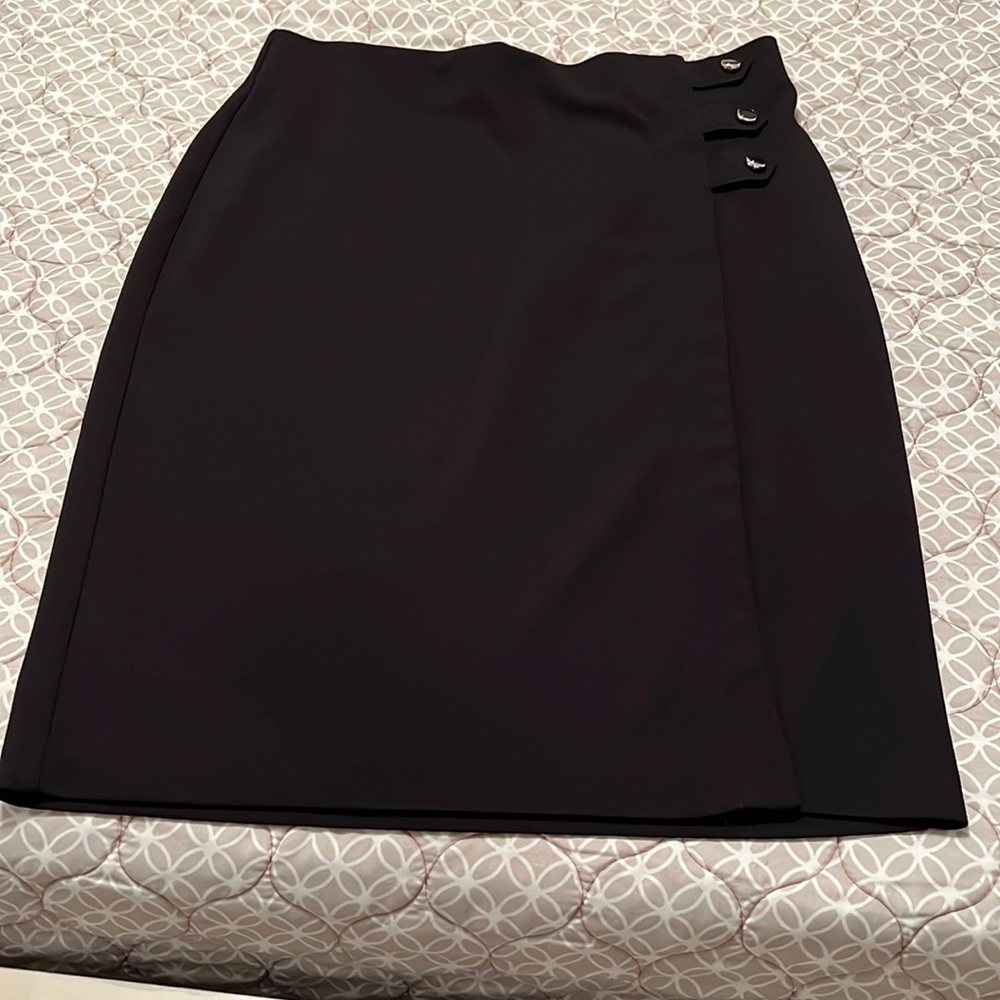 NWOT Women Black Skirt with Split